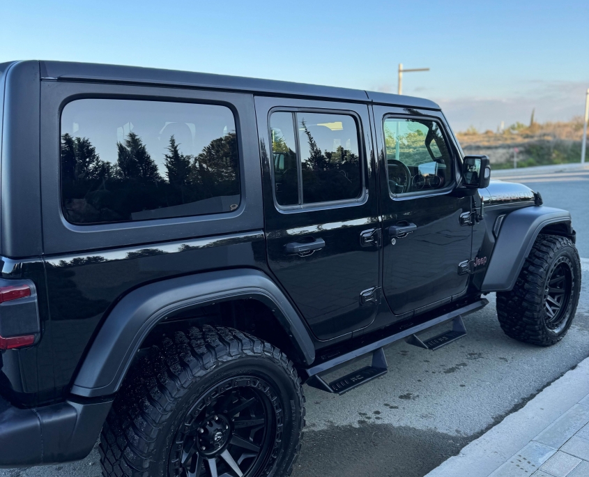 Jeep External Wash in Minthis